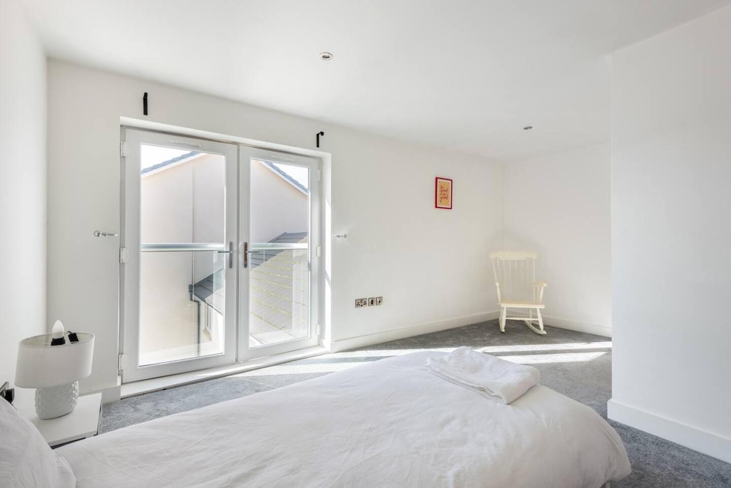 Luxurious 3-Bed Penthouse In Sheffield Apartamento Handsworth Exterior foto